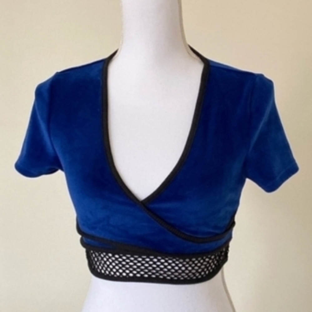 UO velvet blue crop top